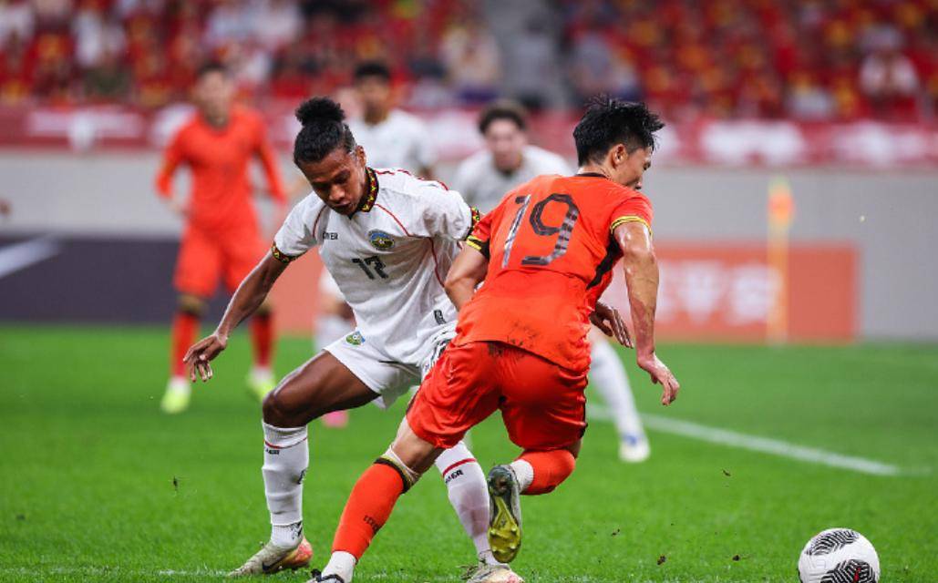 凤凰网页版 -窗口期突围战来临，里尔围绕德国杯战术微调，悬念犹存，纪律约束更严格的简单介绍