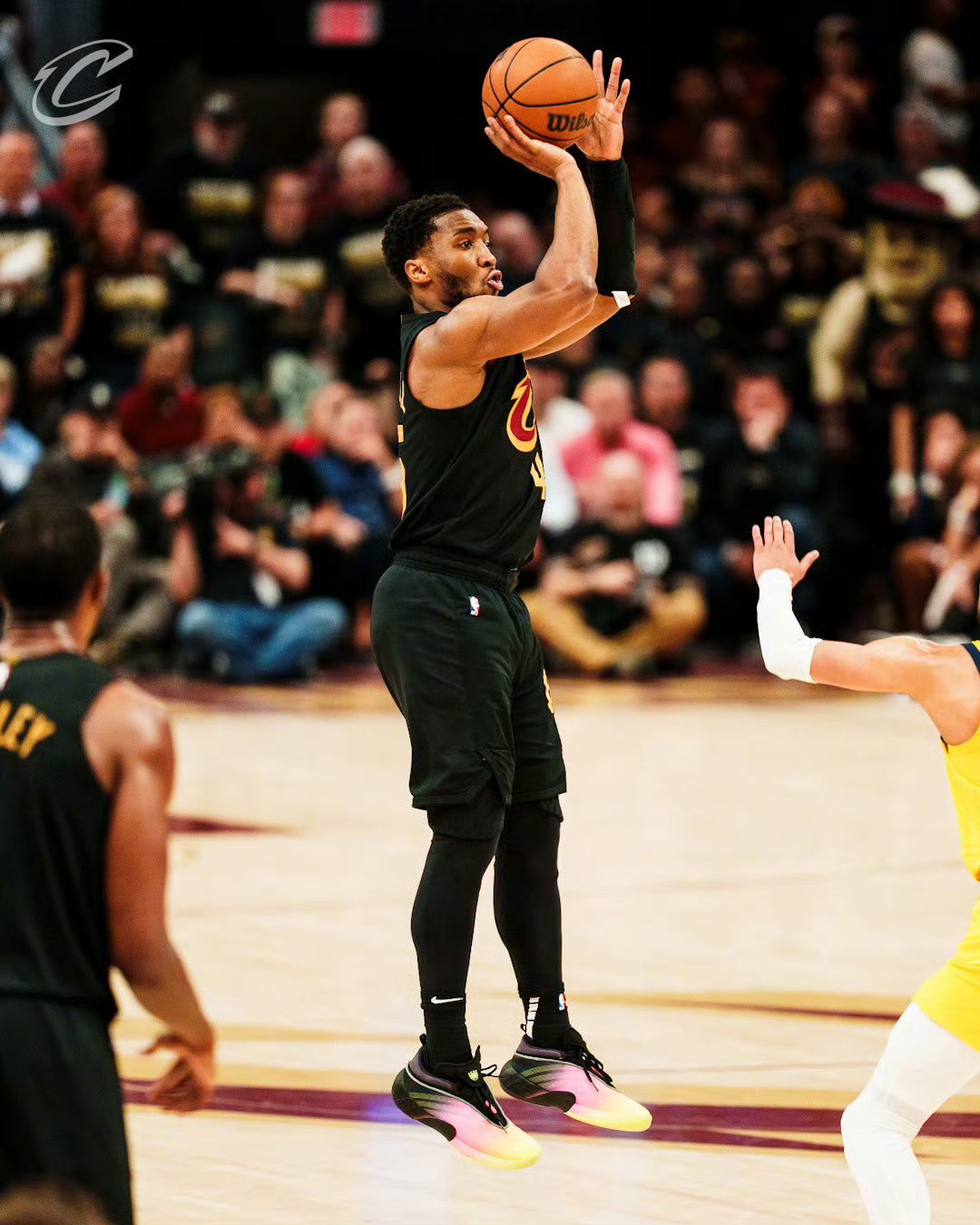 NBA常规赛关键时刻再迎强敌,费耶诺德回应争议,主帅态度:悬念犹存,细节决定成败的简单介绍 NBA常规赛关键时刻再迎强敌,费耶诺德回应争议,主帅态度:悬念犹存,细节决定成败的简单介绍