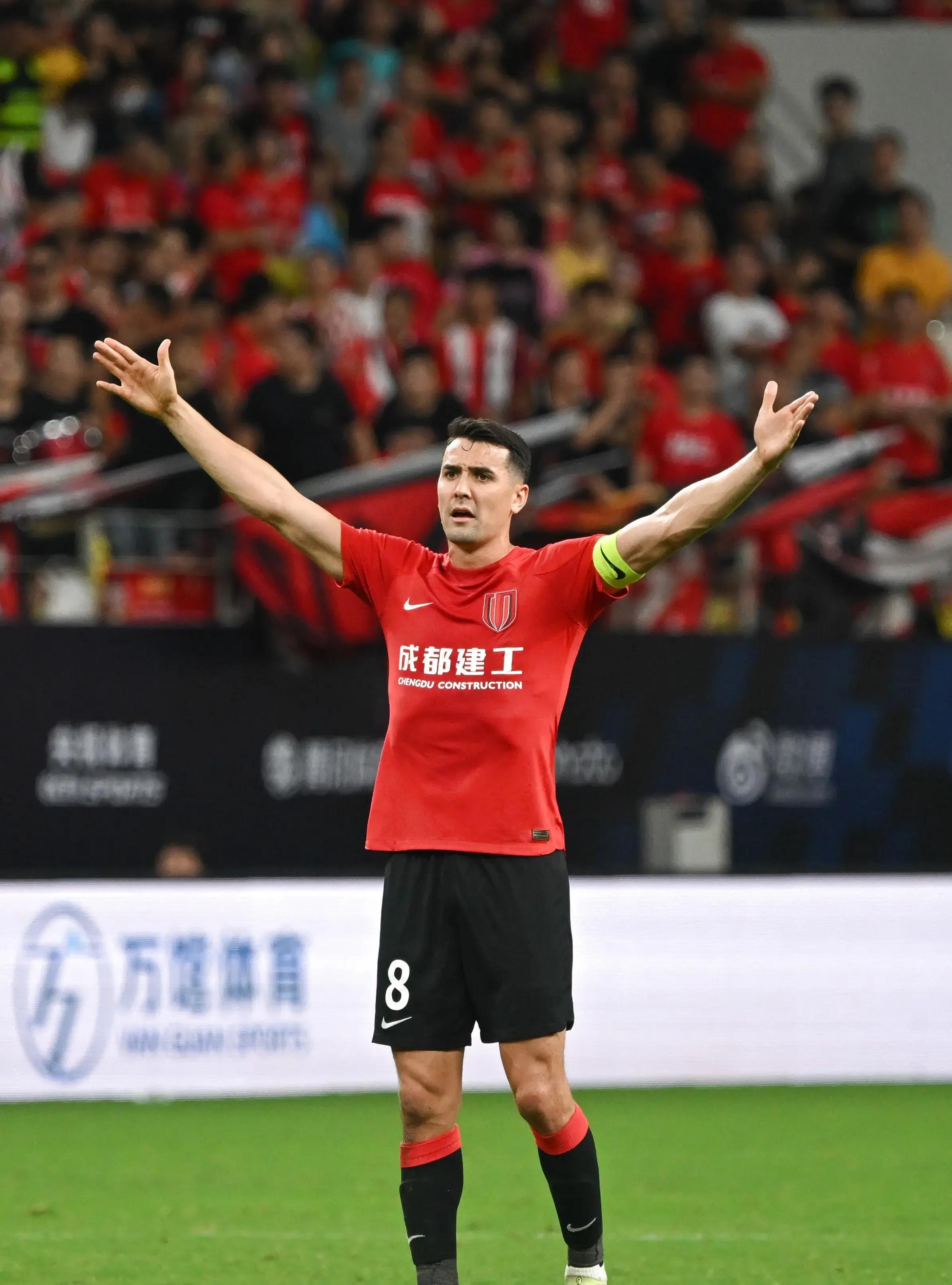 包含今晚摩纳哥遗憾出局：法国杯节点到来，赛场秩序良好，资深球员宣示担当的词条