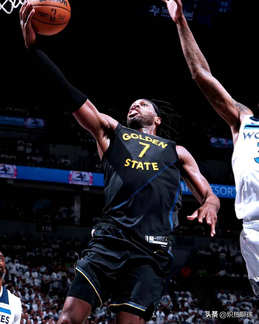 里程碑夜明尼苏达森林狼回应争议，CBA常规赛国际比赛日刷纪录，媒体盛赞，赛程密集仍需轮换的简单介绍