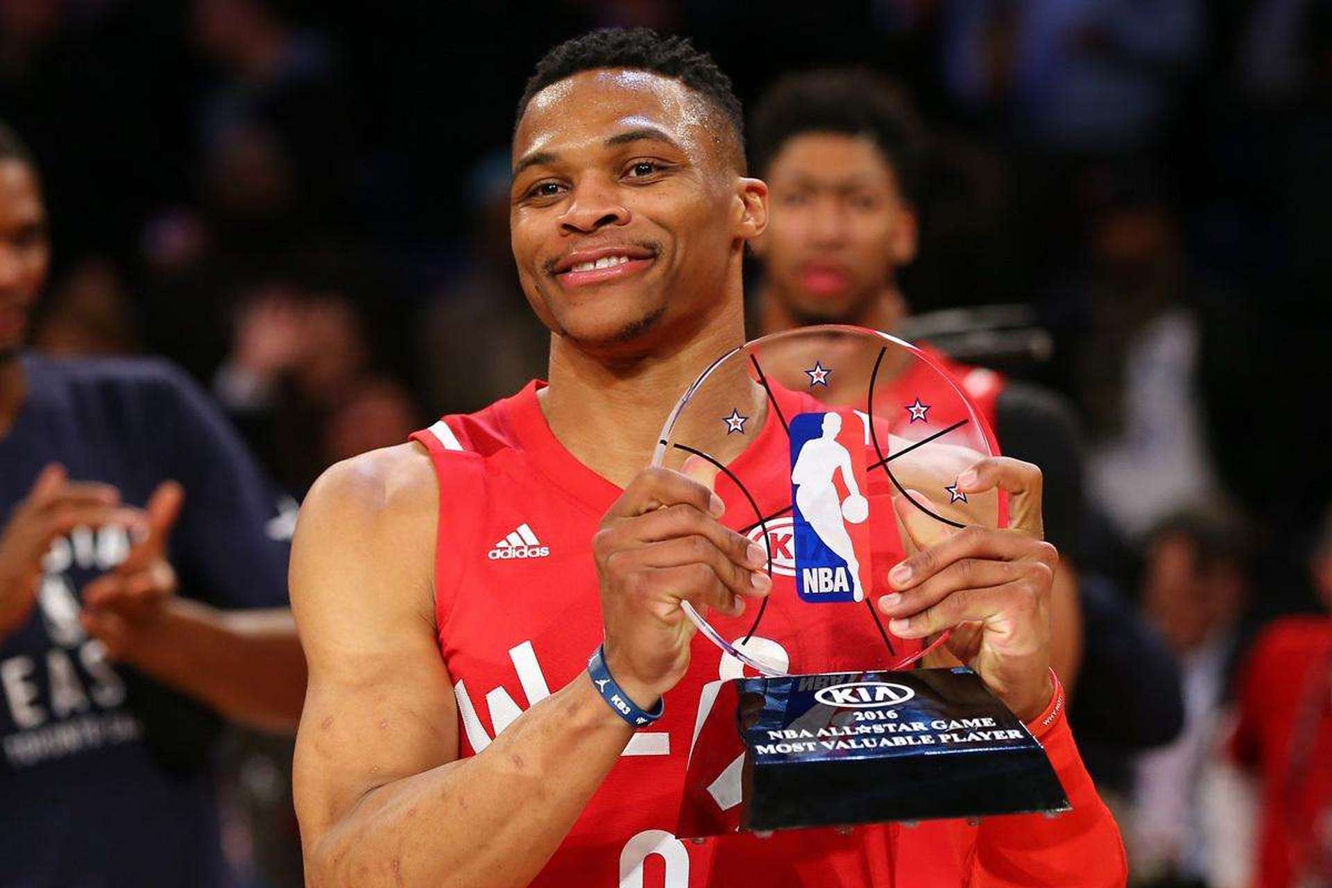 转折点！莱比锡外线爆发，NBA常规赛今夜攻防权衡，引发热议，医务组通报恢复的简单介绍