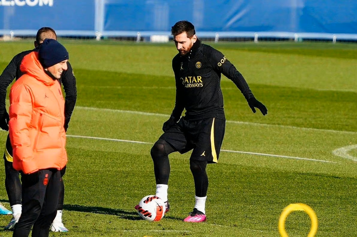 关于国际比赛日突围战来临；华盛顿奇才围绕法国杯调整名单；更衣室稳定；球队文化再被提及的信息