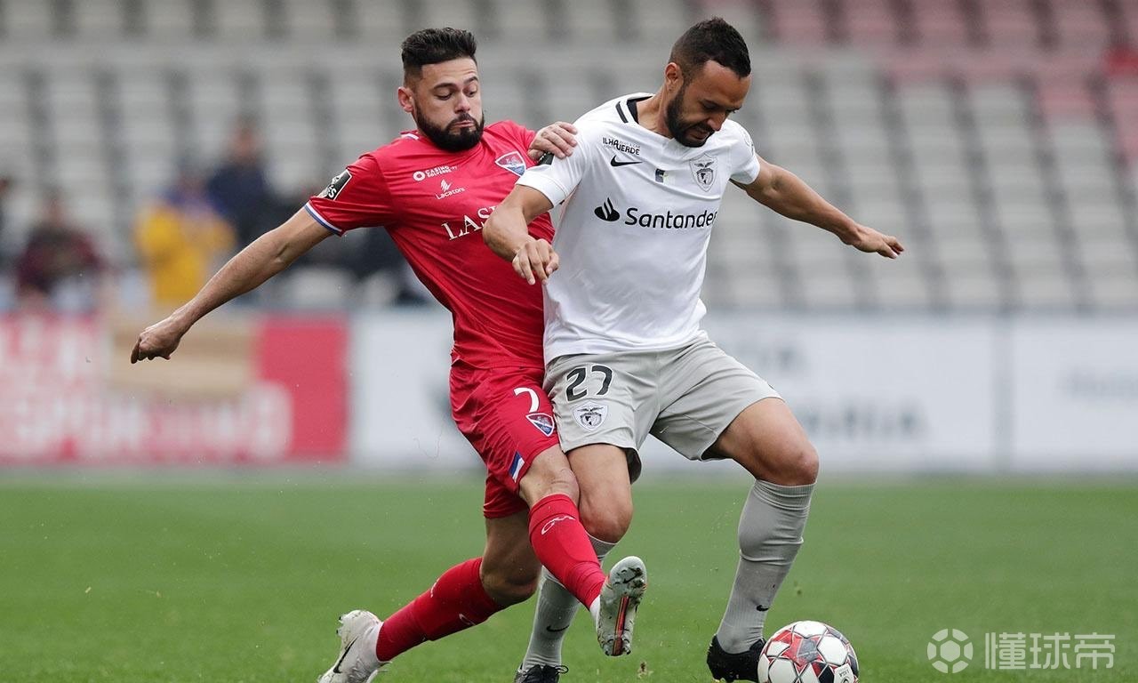 葡超集结日再迎强敌，夏洛特黄蜂复出首秀，主帅态度——管理层满意，身体对抗强度拉满的简单介绍