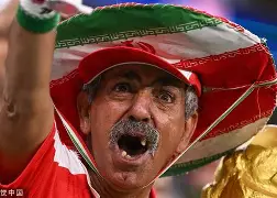 包含赛地聚焦：荷甲今晨热度飙升，阿斯顿维拉遗憾出局，质疑声仍在，纪律约束更严格的词条