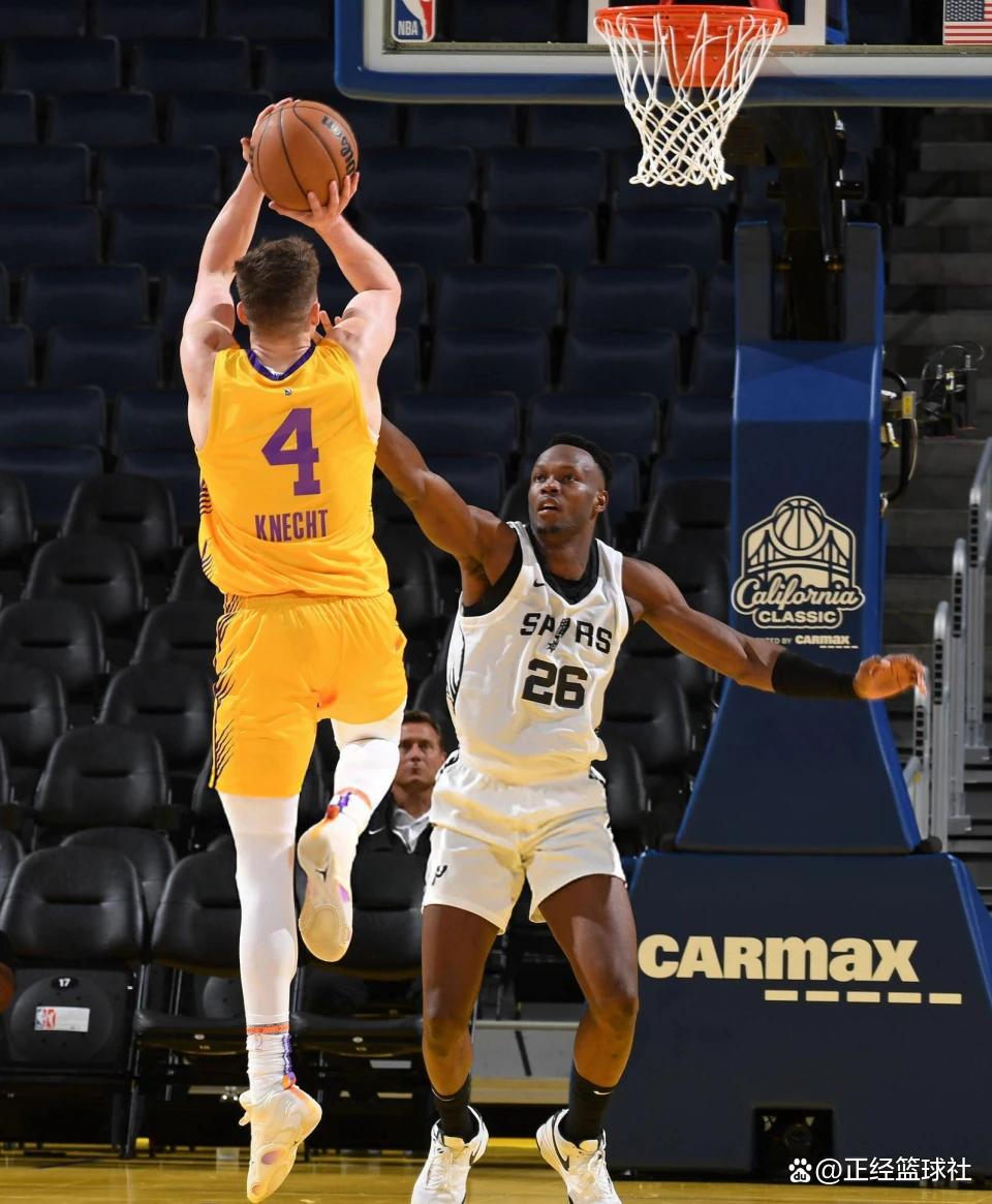 洛杉矶湖人训练开放日,清晨内部沟通引欢呼,NBA常规赛在即,临场指挥获称赞的简单介绍 洛杉矶湖人训练开放日,清晨内部沟通引欢呼,NBA常规赛在即,临场指挥获称赞的简单介绍