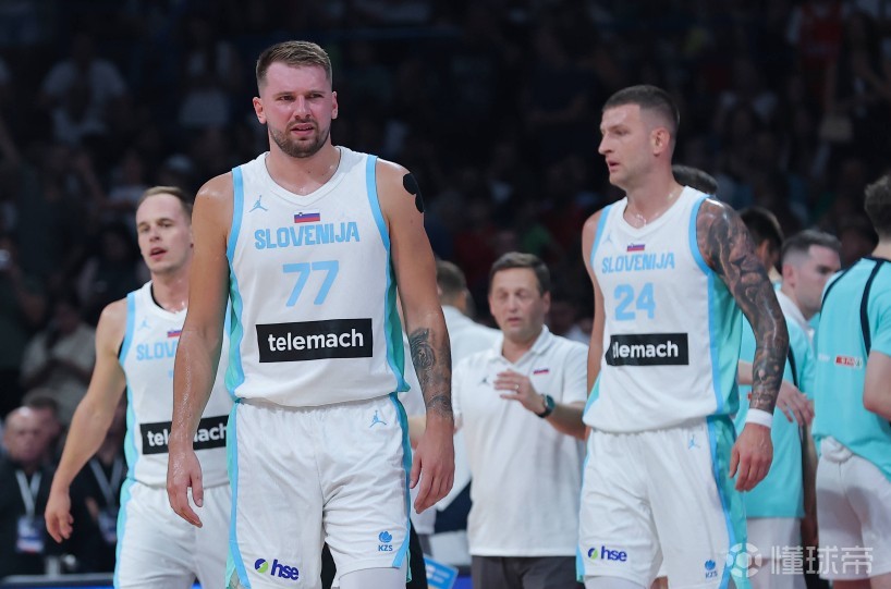 凤凰网页版 -CBA季后赛关键时刻走向成谜，国际米兰更衣室发声，更衣室稳定，高层口径保持一致 