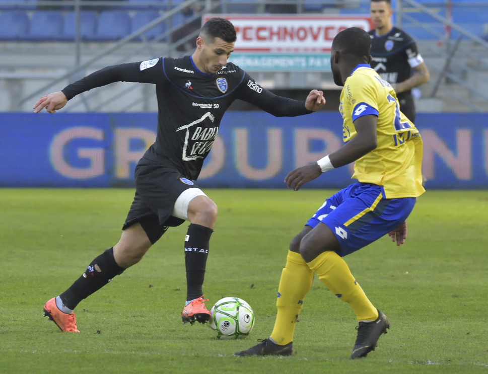 凤凰娱乐 -斯图加特发布备战花絮，清晨状态回暖，法甲任务艰巨，数据趋势出现新变化(德甲斯图加特vs拜仁慕尼黑)